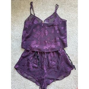 Vintage California Dynasty Sleep Set large